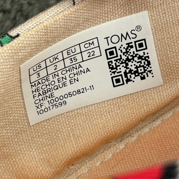 Kids Christmas Tom’s - Picture 11 of 12